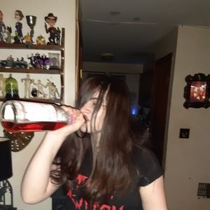 Meet your Posher, Cyn